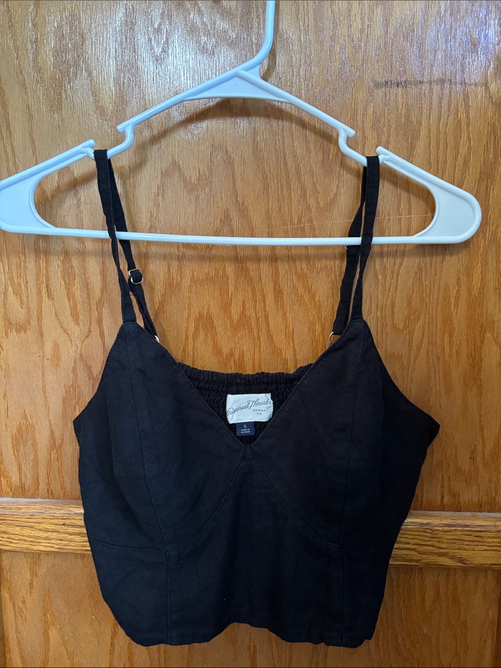 Universal Thread Black Cropped Tank Top